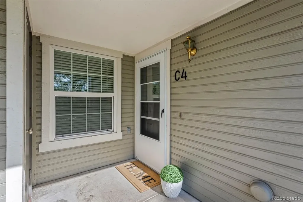 6741 S Ivy Way Centennial CO 80112