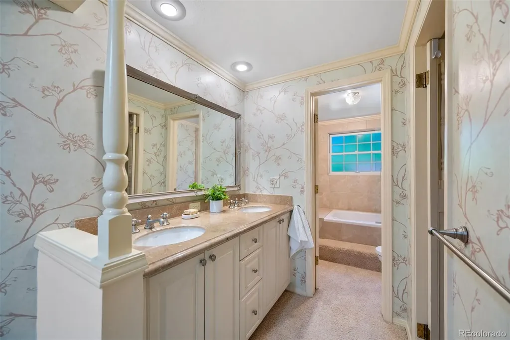 3297 S Oneida Way Denver CO 80224