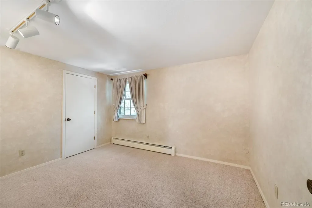 3297 S Oneida Way Denver CO 80224