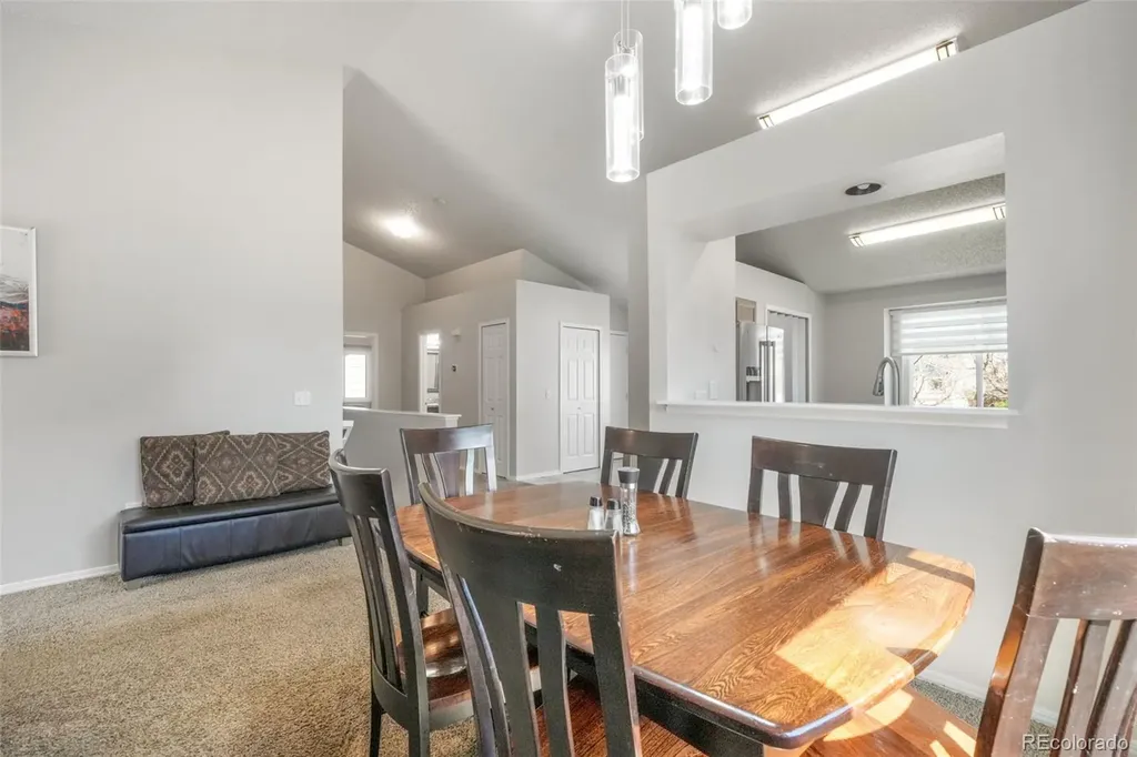 1643 S Canoe Creek Drive Colorado Springs CO 80906