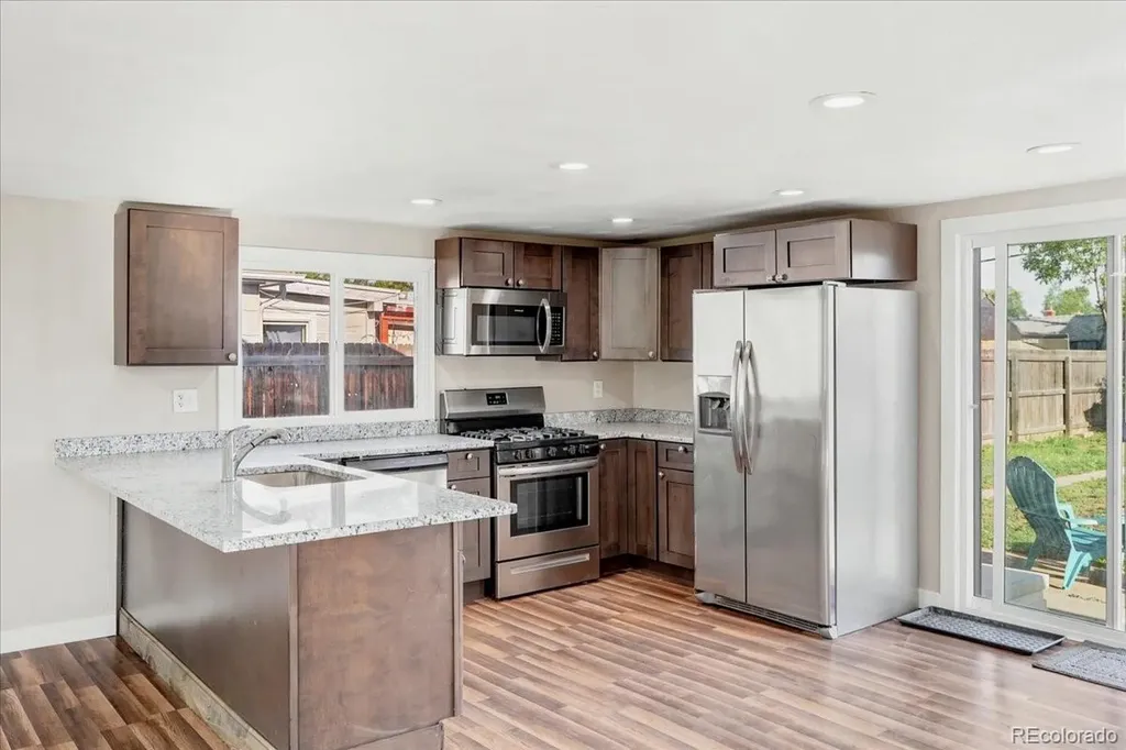 7194 Garden Lane Commerce City CO 80022