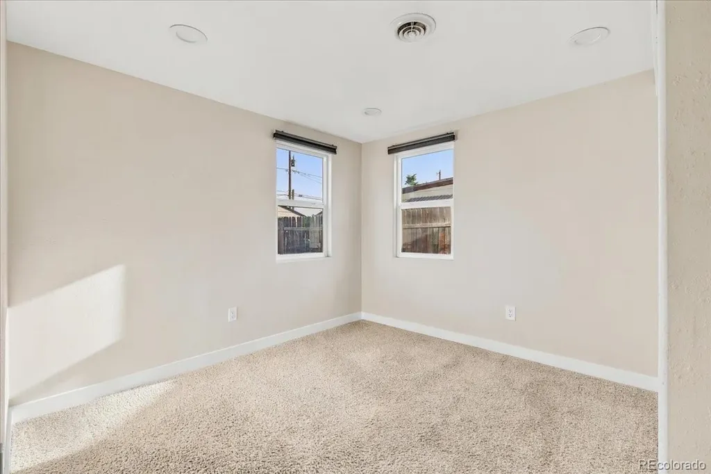 7194 Garden Lane Commerce City CO 80022