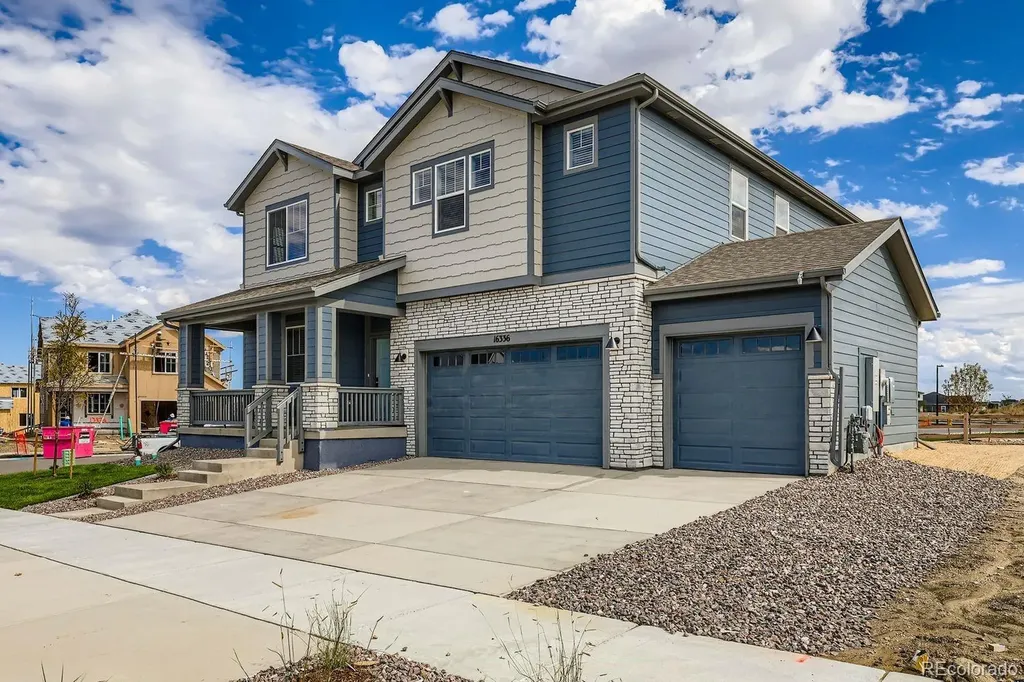 464515 Sunrise Court Bennett CO 80102