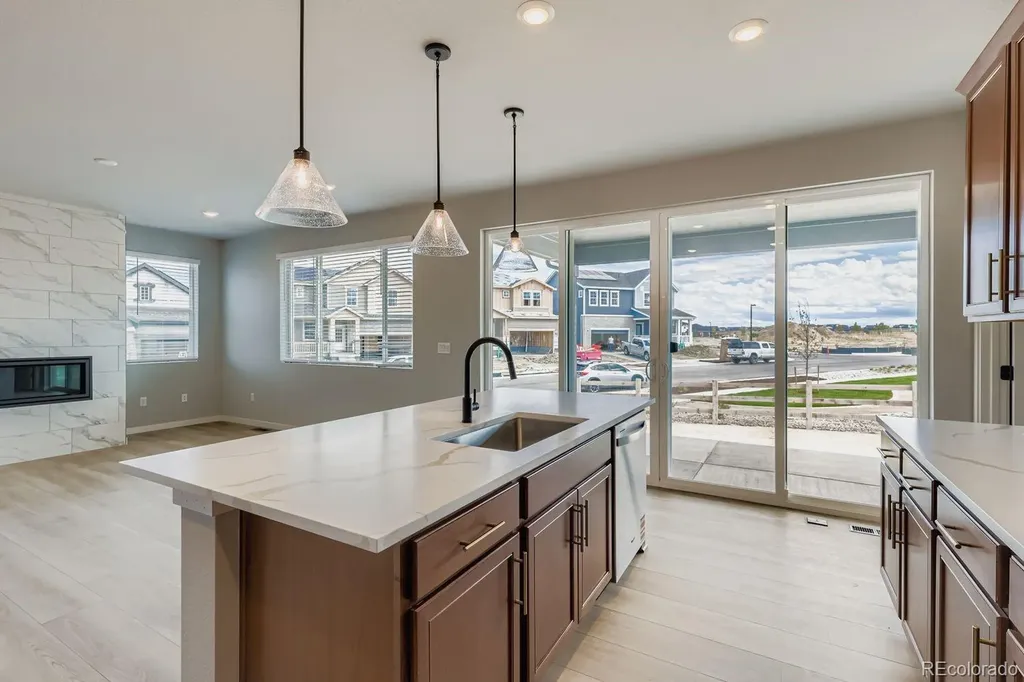 464515 Sunrise Court Bennett CO 80102