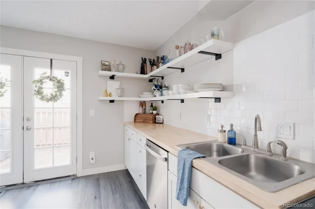 1223 S Idalia Street Aurora CO 80017