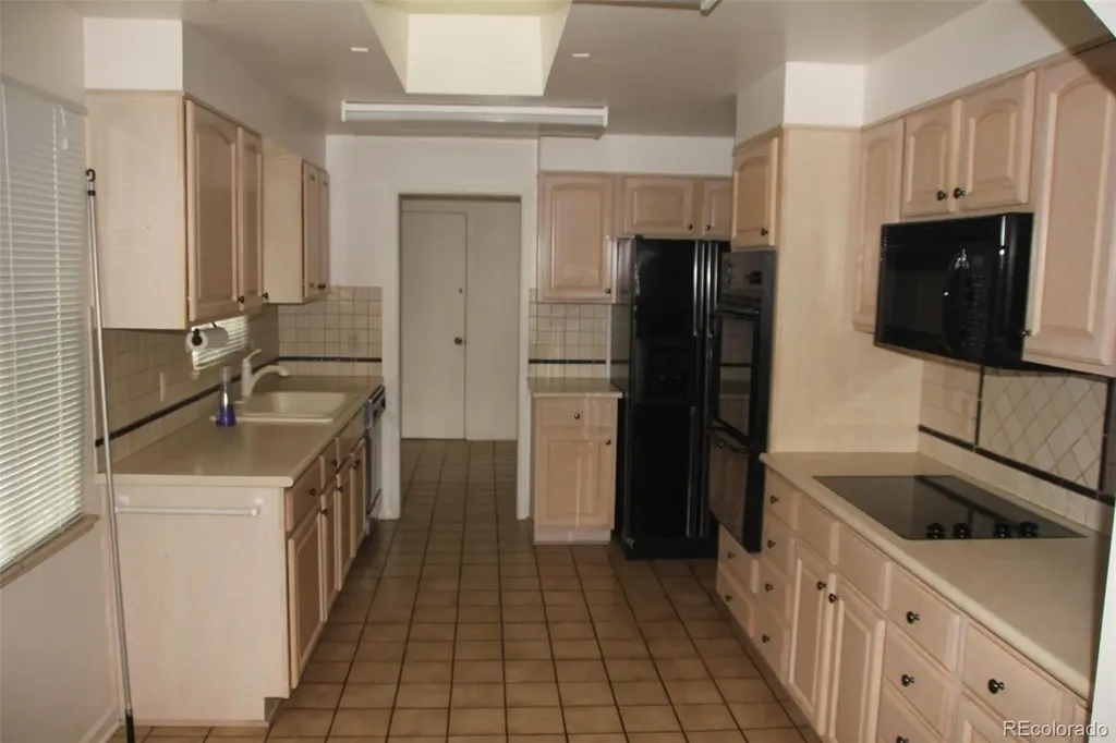 33 Skyline Drive Wheat Ridge CO 80215