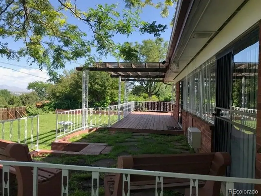 33 Skyline Drive Wheat Ridge CO 80215