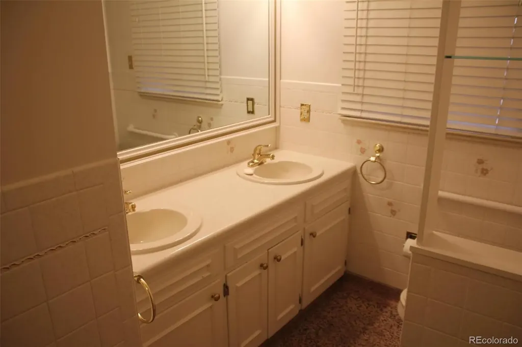 33 Skyline Drive Wheat Ridge CO 80215