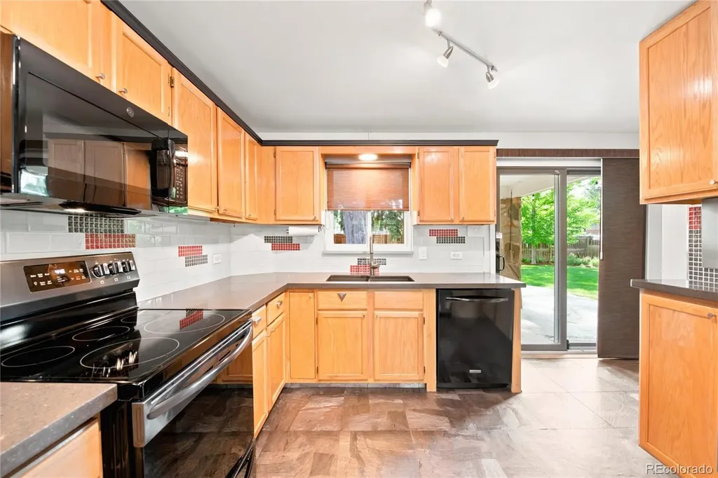 35 Holly Street Denver CO 80220