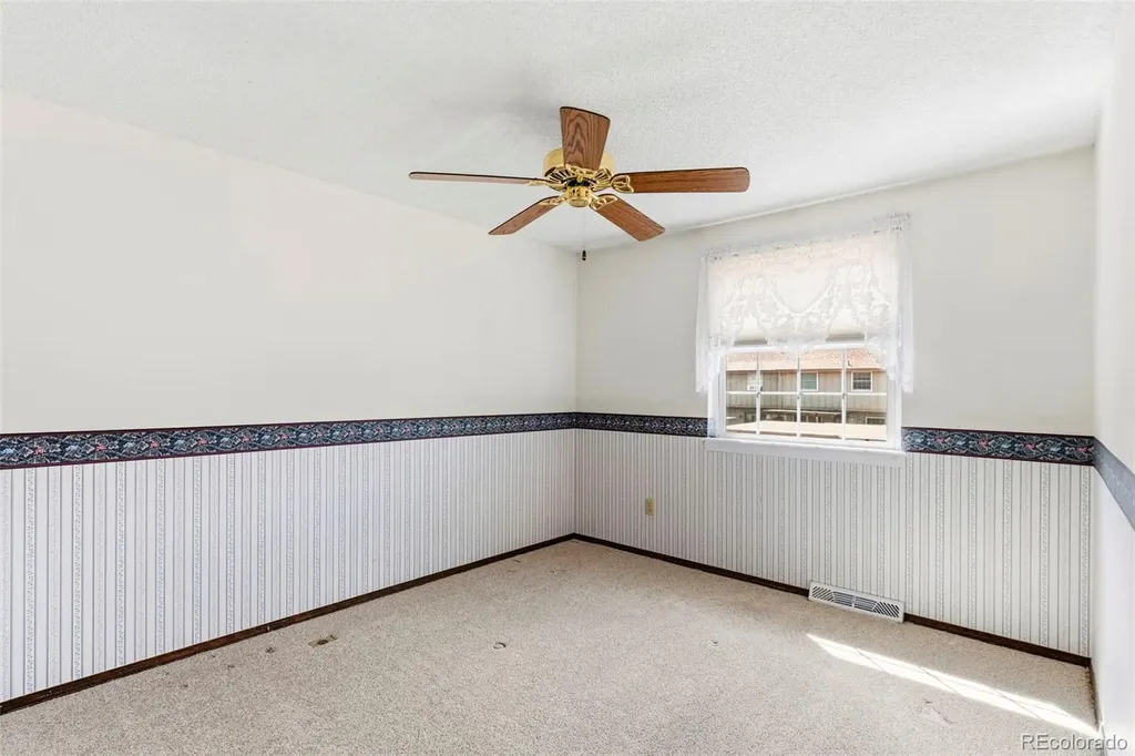 8752 E Amherst Drive Denver CO 80231