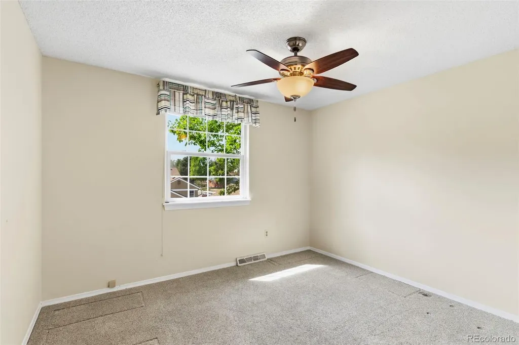 8752 E Amherst Drive Denver CO 80231
