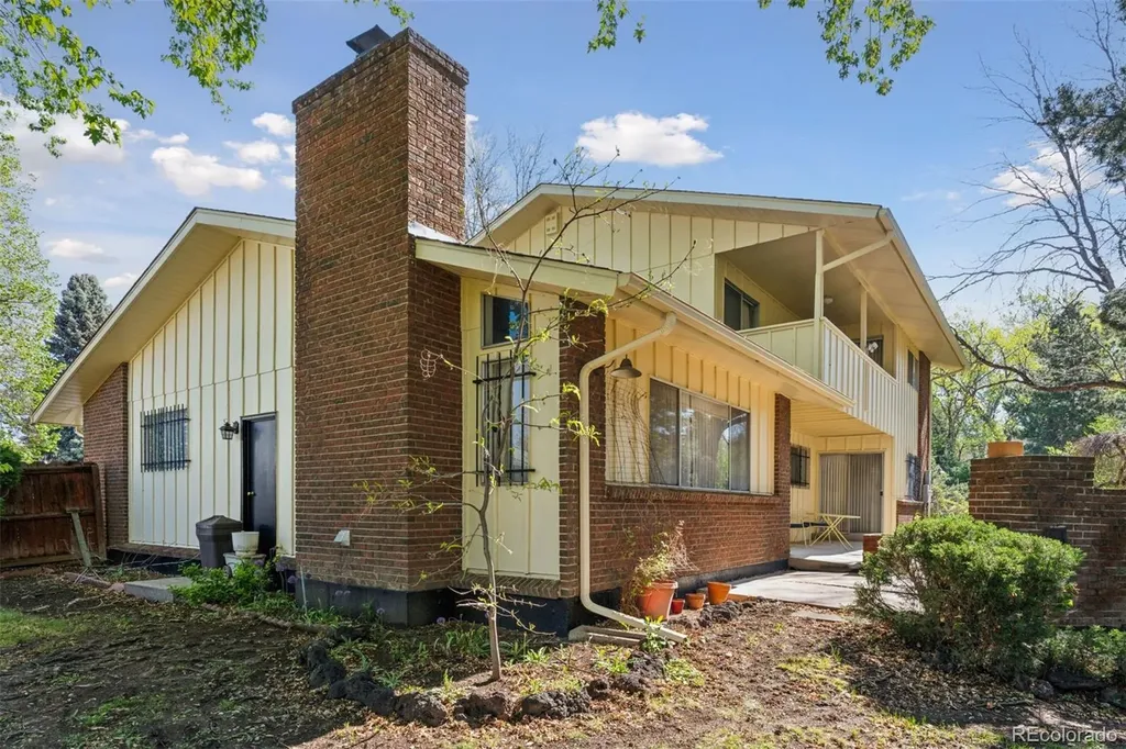8484 E Radcliff Avenue Denver CO 80237