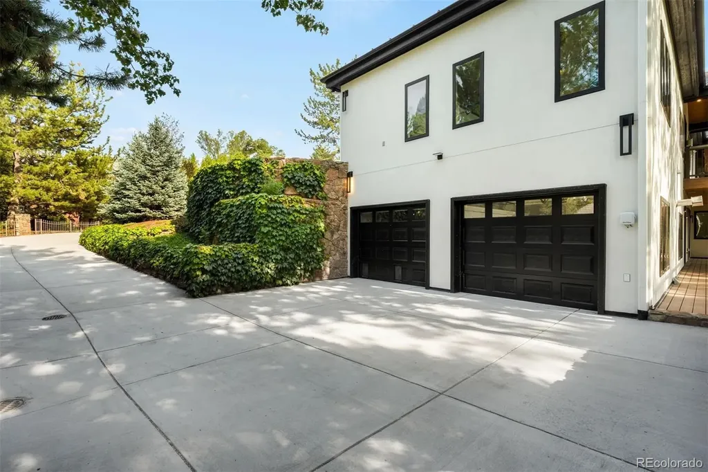 4825 S Gaylord Street Englewood CO 80113