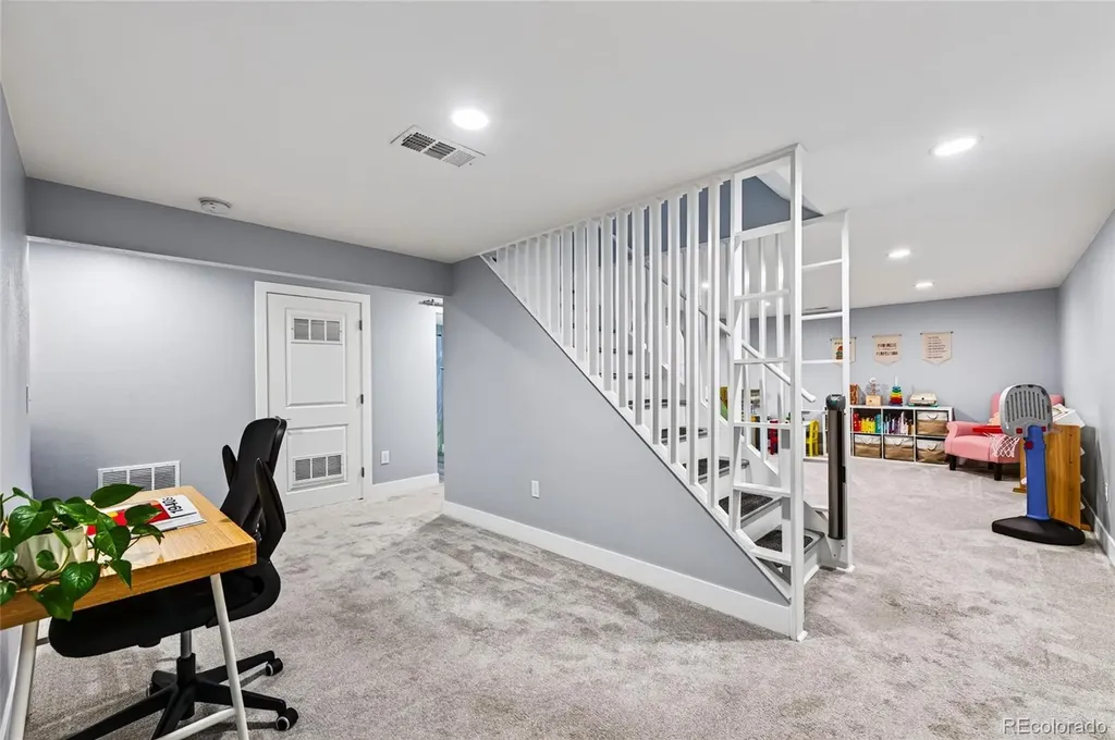 6000 Hoyt Street Arvada CO 80004