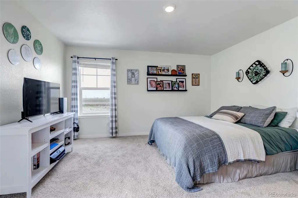 45811 Orchid Avenue Bennett CO 80102