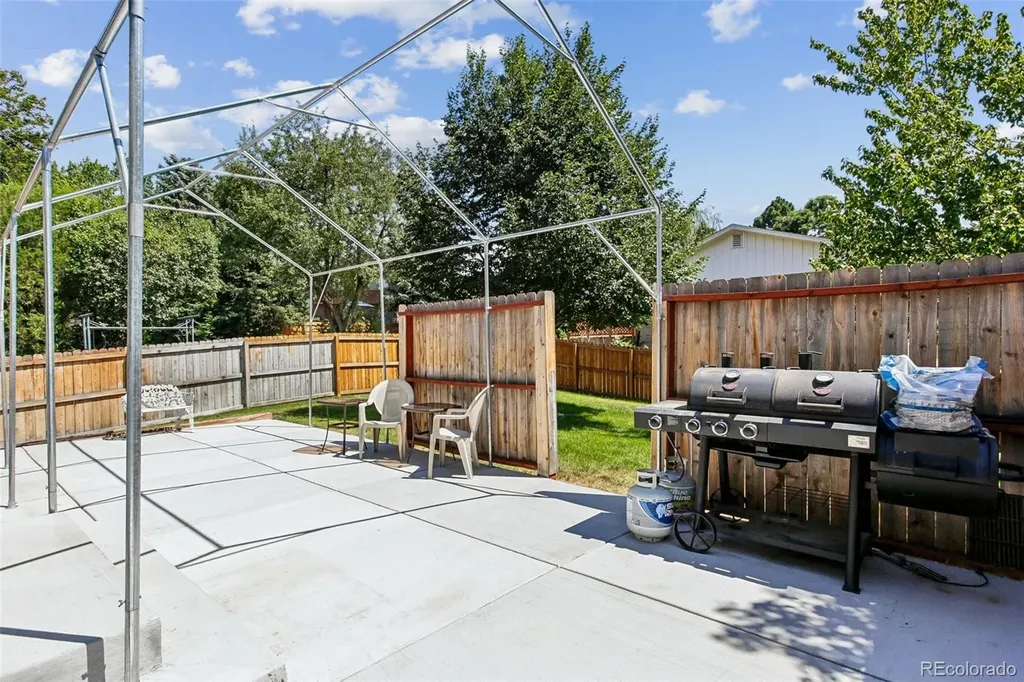 7492 E Bates Drive Denver CO 80231