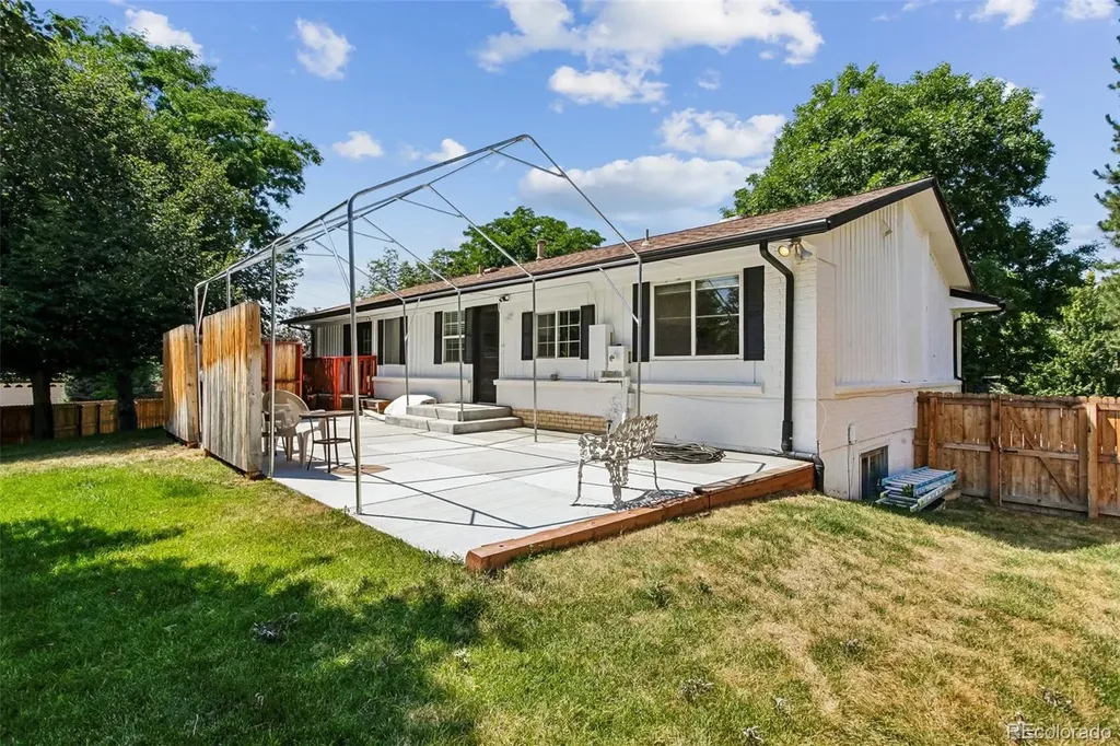 7492 E Bates Drive Denver CO 80231