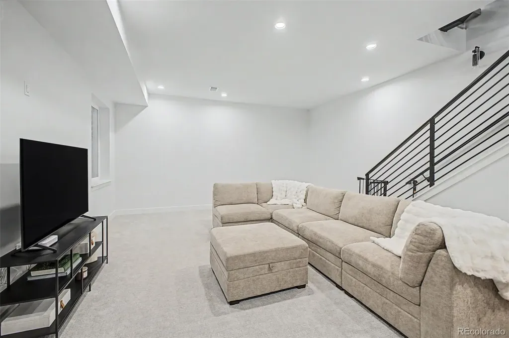 8 S Colorado Boulevard Denver CO 80246