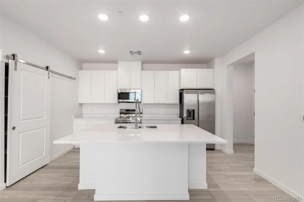 6153 N Ceylon Street Denver CO 80249