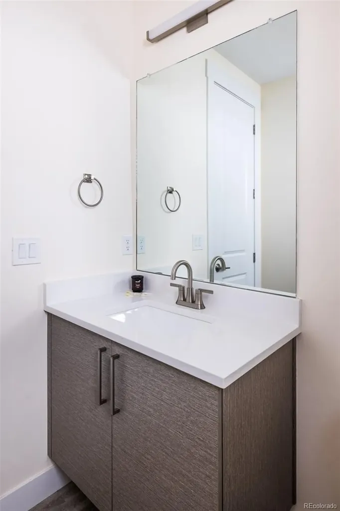 5620 Zuni Court Denver CO 80221