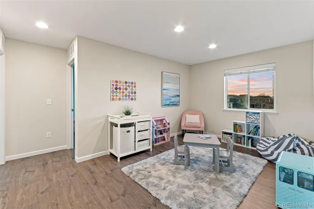 9337 Iron Mountain Way Arvada CO 80007