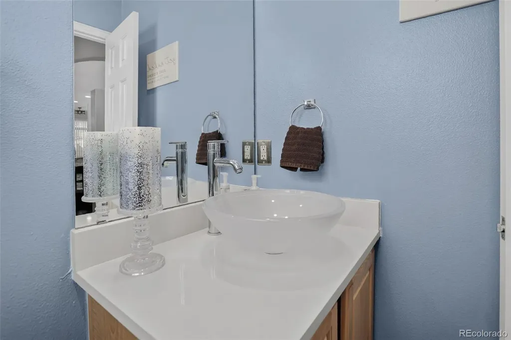 1208 Carlyle Park Circle Highlands Ranch CO 80129