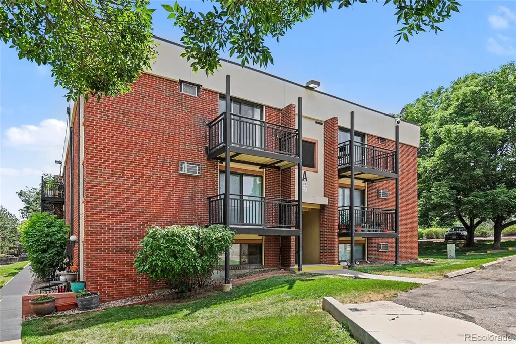 5995 W Hampden Avenue Denver CO 80227