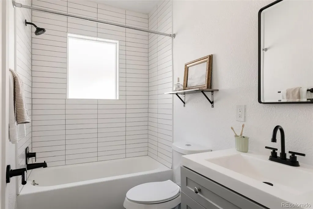 4545 Batavia Place Denver CO 80220