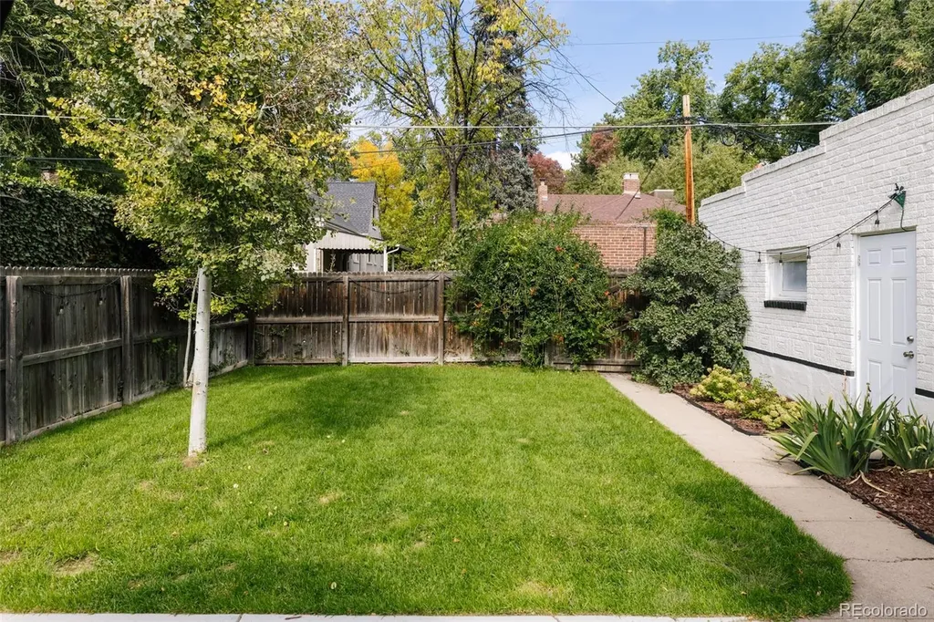 4545 Batavia Place Denver CO 80220