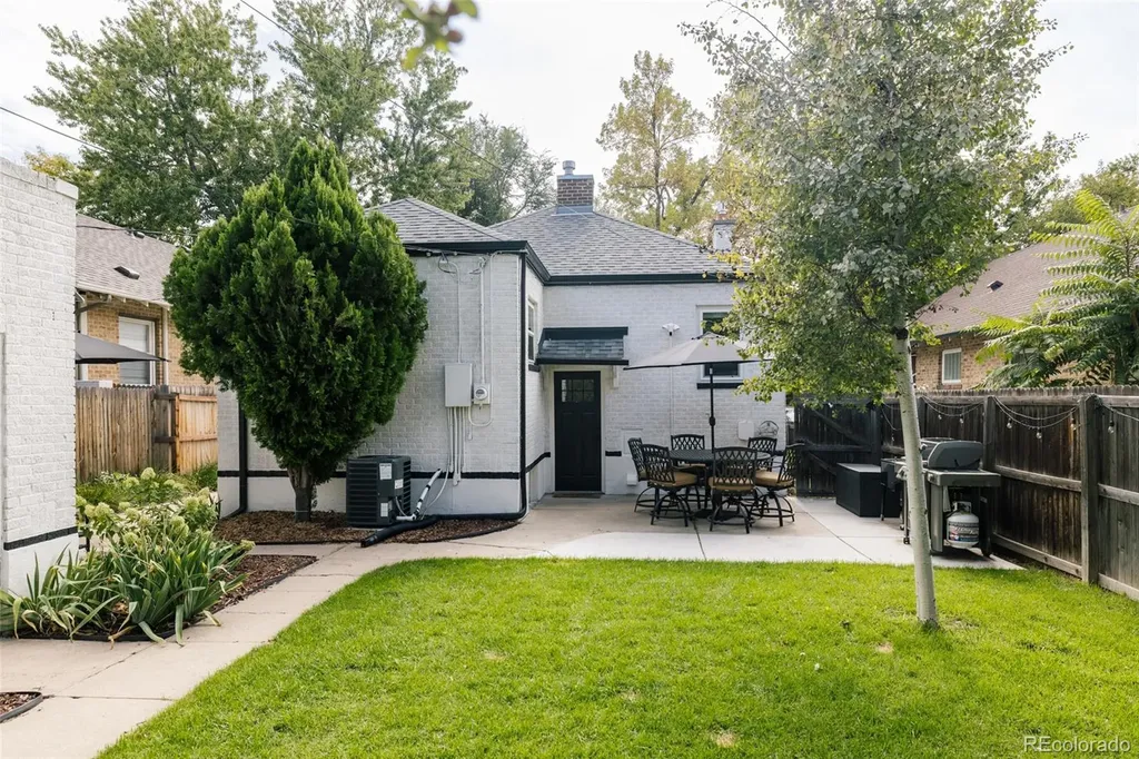 4545 Batavia Place Denver CO 80220