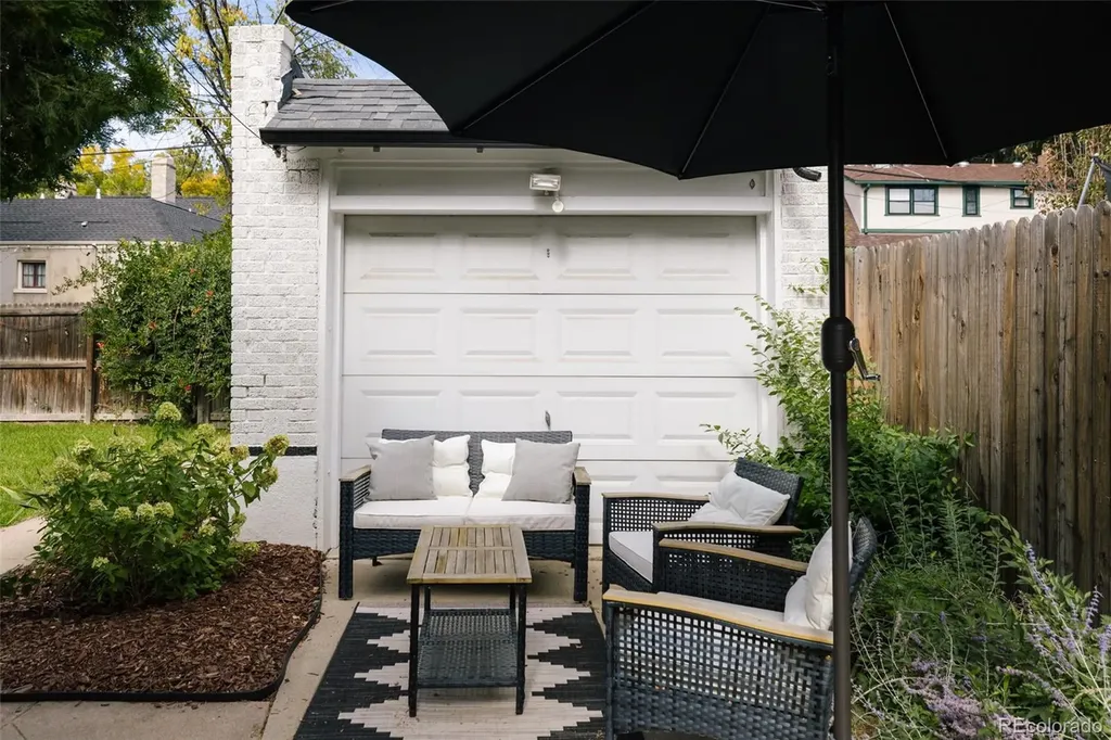 4545 Batavia Place Denver CO 80220