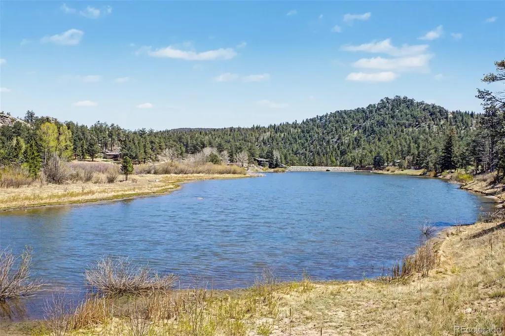 177 Cedar Drive Lyons CO 80540