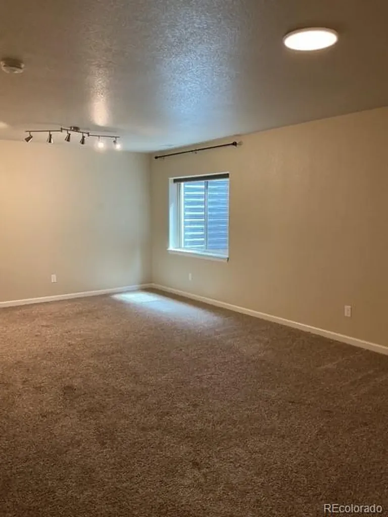 8127 Mockorange Heights Colorado Springs CO 80908