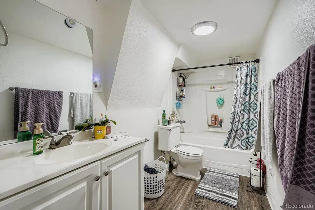 6700 W 37th Place Wheat Ridge CO 80033