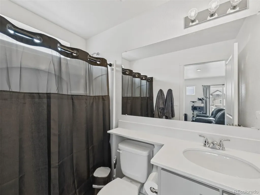 5033 N Walden Way Denver CO 80249