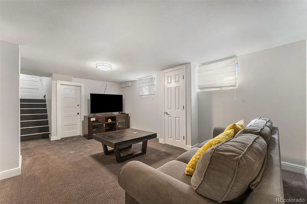 4456 Grant Street Denver CO 80216