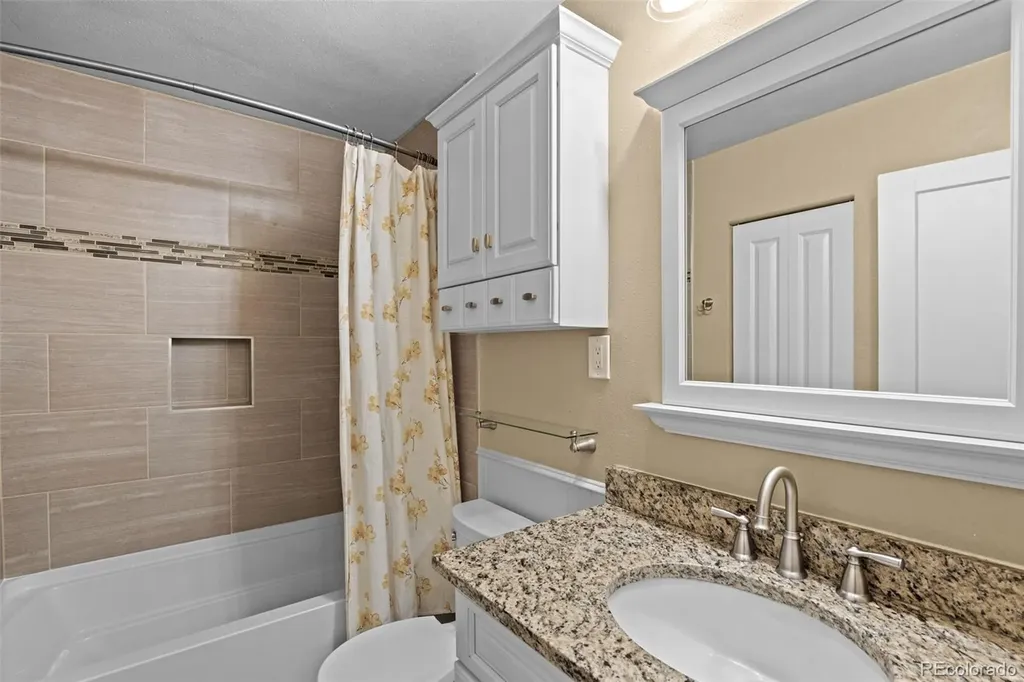 12820 Willow Lane Golden CO 80401