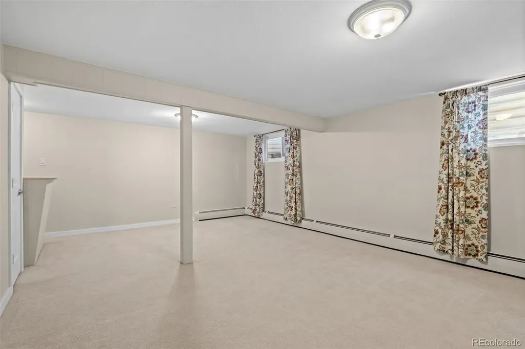 12820 Willow Lane Golden CO 80401