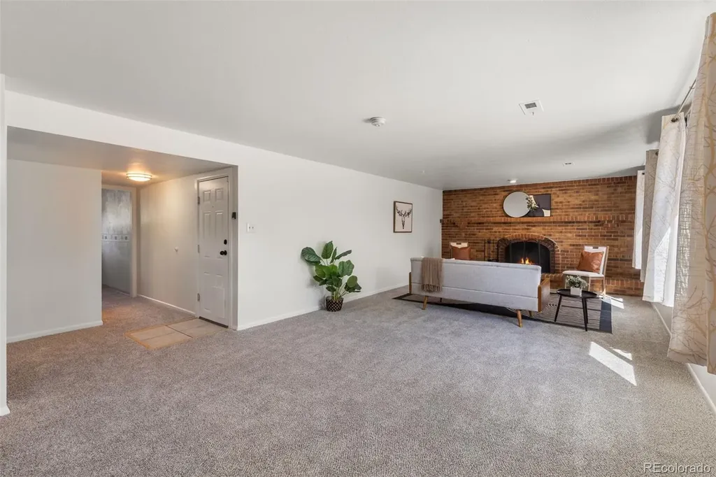 2554 Sierra Drive Colorado Springs CO 80917
