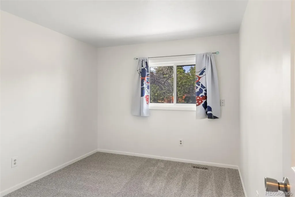 2554 Sierra Drive Colorado Springs CO 80917