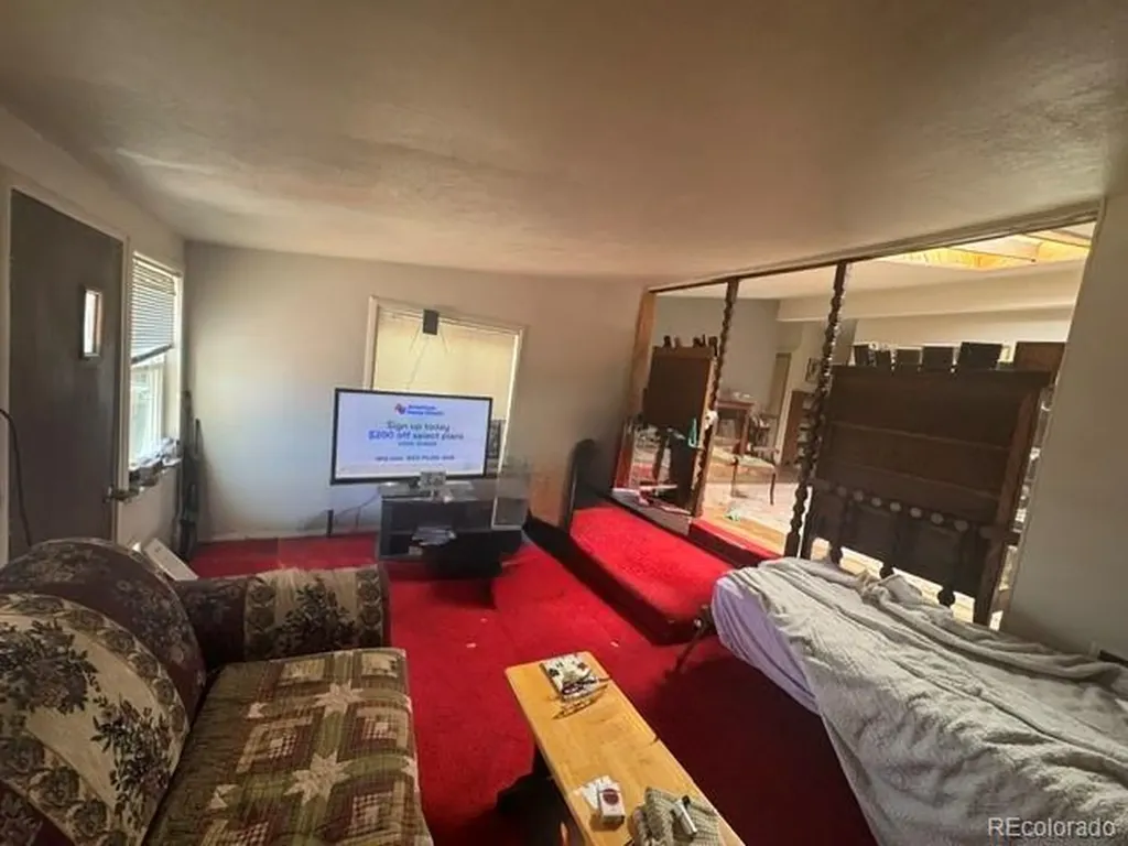 2540 Valley View Drive Denver CO 80221