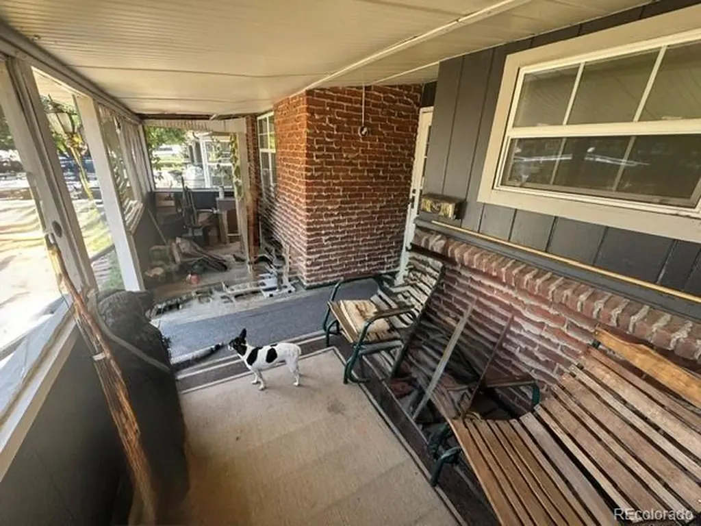 2540 Valley View Drive Denver CO 80221