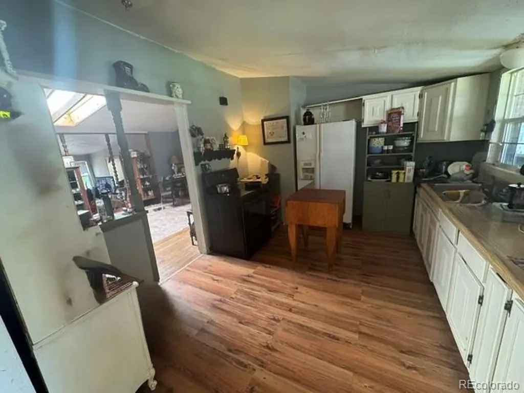 2540 Valley View Drive Denver CO 80221