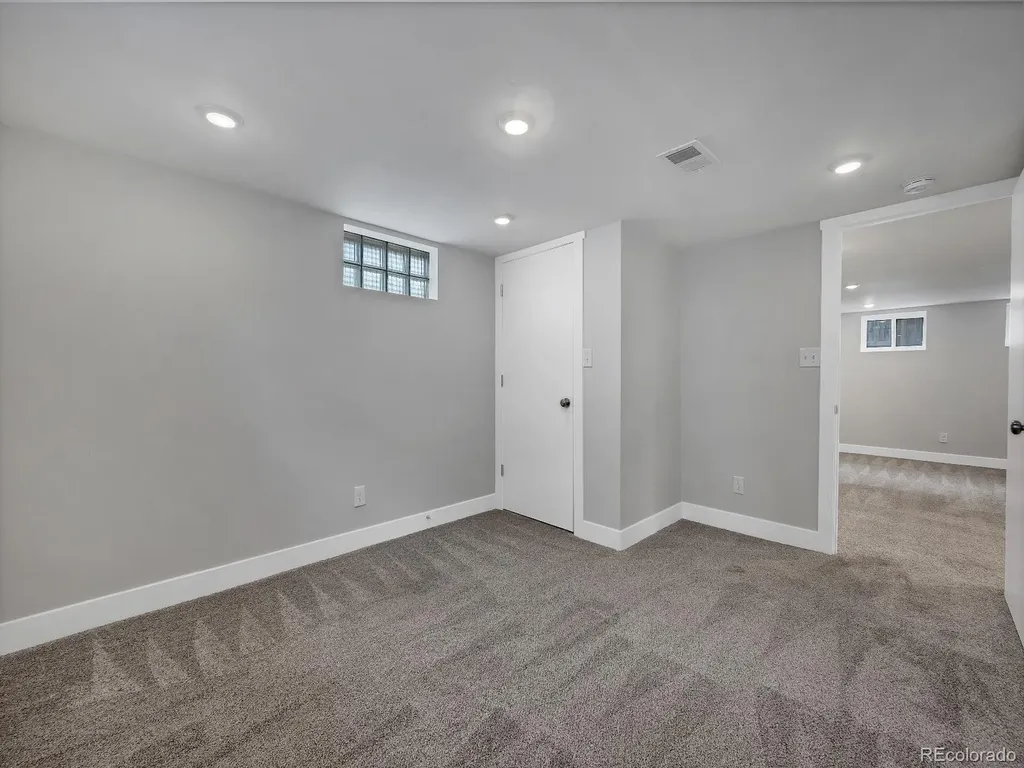 4035 S Logan Street Englewood CO 80113