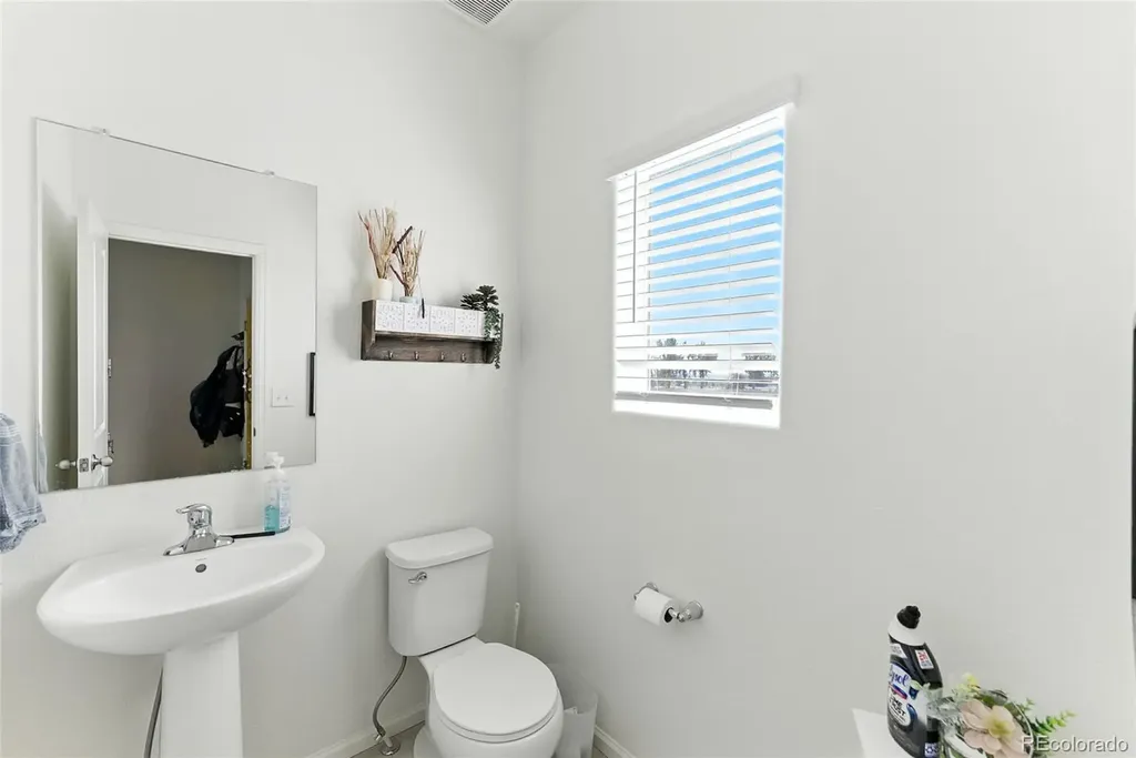 509 Quincy Rr Avenue Keenesburg CO 80643