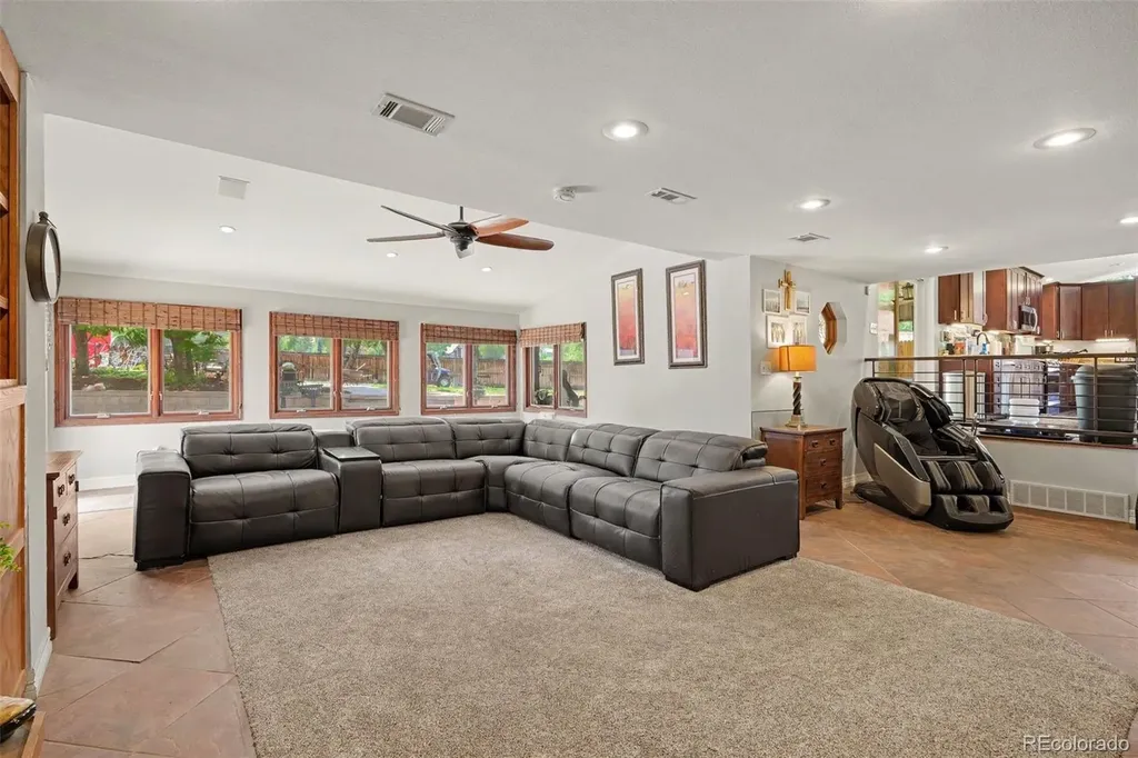 8143 S Otis Court Littleton CO 80128