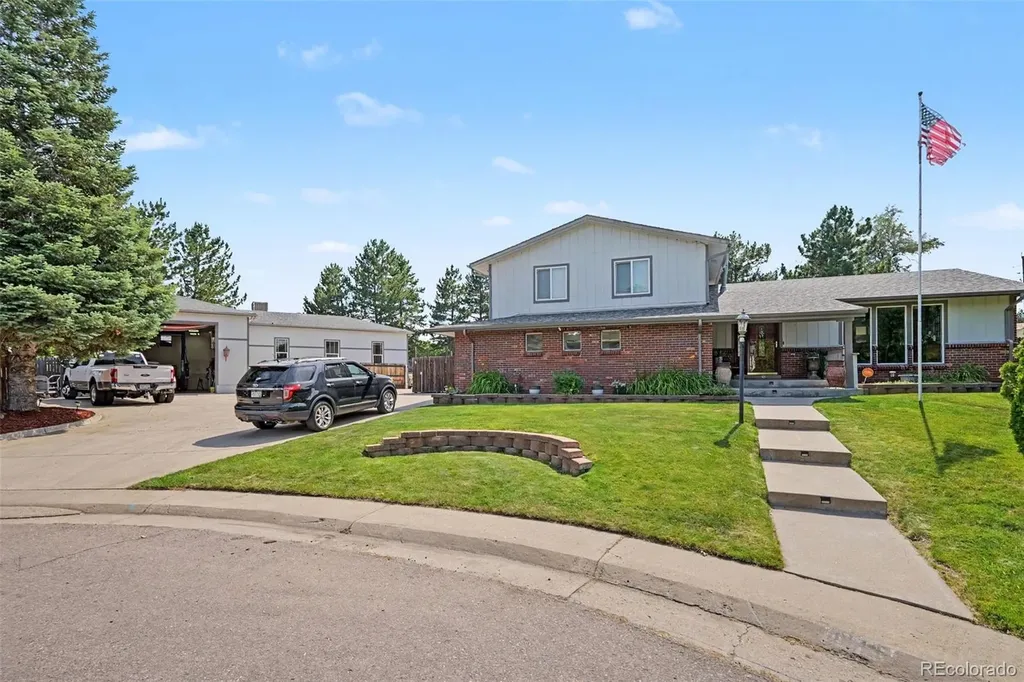 8143 S Otis Court Littleton CO 80128