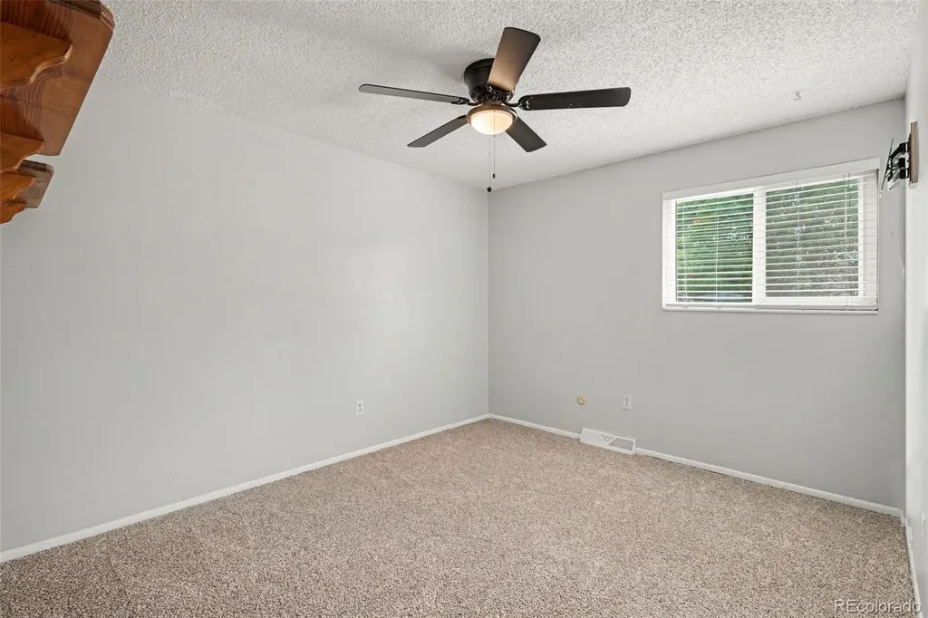 8143 S Otis Court Littleton CO 80128