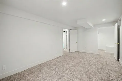 8143 S Otis Court Littleton CO 80128
