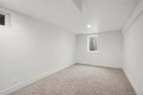 8143 S Otis Court Littleton CO 80128
